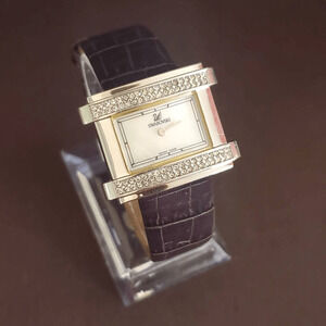Swarovski Swiss Made Melbourne Quartz Watch Crystal Accents and leather band‎